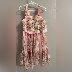 Easter Dress Bonnie Jean Girls Size 7 new with tags.